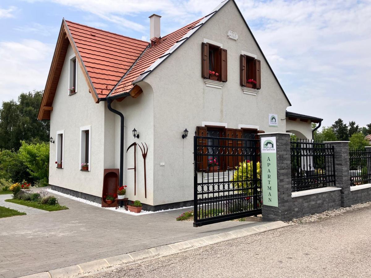 Annapartman Badacsonytordemic Bagian luar foto